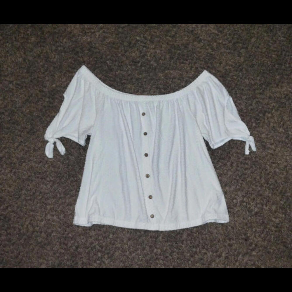 White Cold-Shoulder Shirt, Size 1X